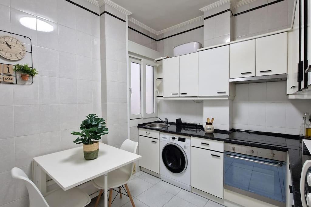 Cozy Apartment In The City Center By Aloha 빌바오 외부 사진